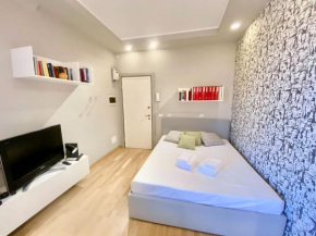 Viale Umbria Colorful and Cosy Studio